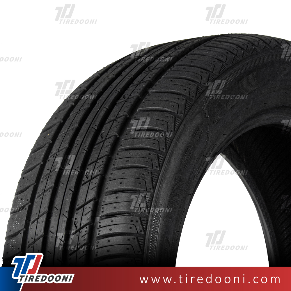لاستیک خودرو بلک هاک سایز 225/55R18 مدل گل HS01