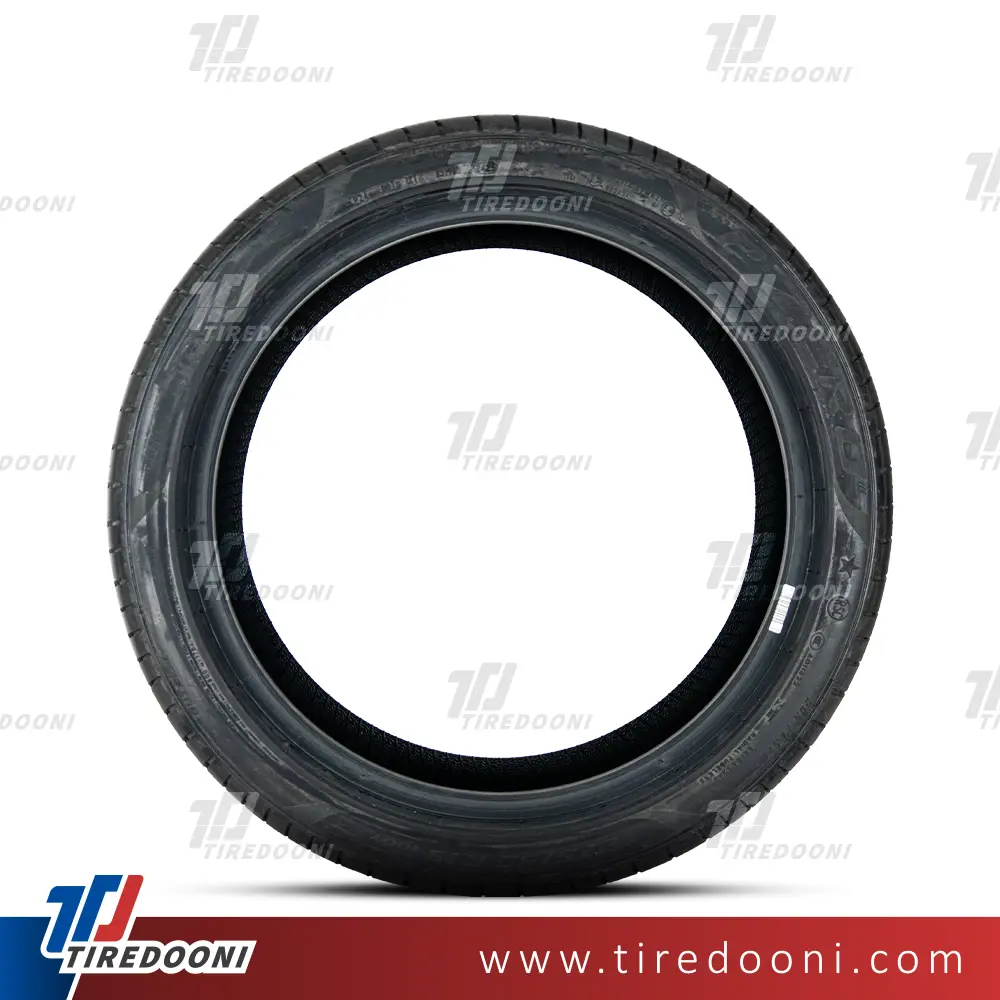 لاستیک خودرو  پیرلی سایز 245/45R19 ران فلت مدل گلPZ4 