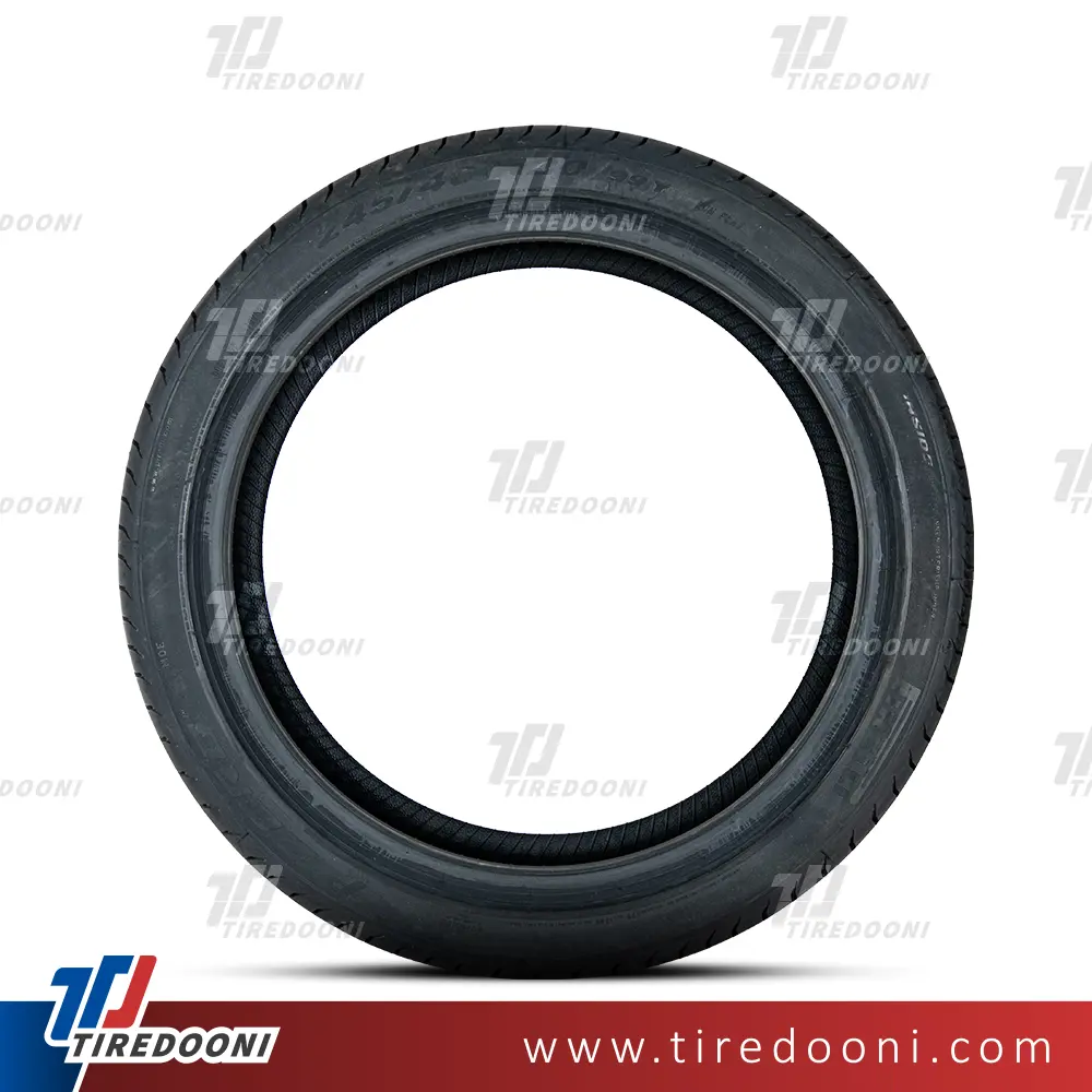 لاستیک خودرو پیرلی سایز 285/30R19 مدل گل PZERO